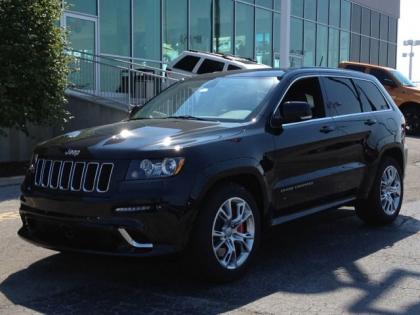 2013 JEEP GRAND CHEROKEE SRT-8 - BLACK ON BLACK