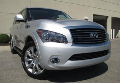 2012 INFINITI QX56 AWD - SILVER ON BEIGE