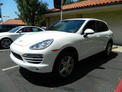 2013 PORSCHE CAYENNE DIESEL - WHITE ON BLACK