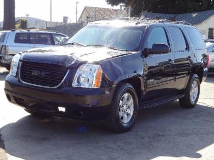2013 GMC YUKON SLT - BLACK ON BLACK