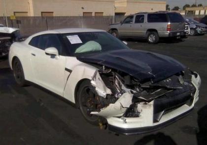 2013 NISSAN GT-R PREMIUM - WHITE ON BLACK