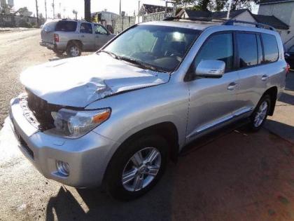 2013 TOYOTA LAND CRUISER 4WD - SILVER ON BLACK