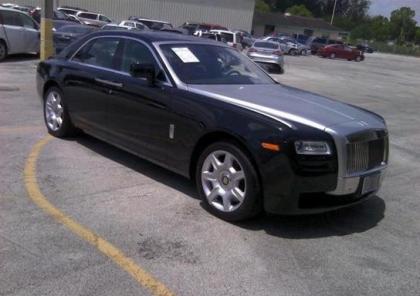 2011 ROLLS ROYCE GHOST V12 - BLACK ON BLACK