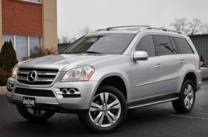 2010 MERCEDES BENZ GL350 BLUETECH - SILVER ON BLACK