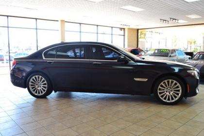 2010 BMW 750LI BASE - BLUE ON BLACK