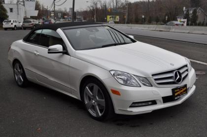 2013 MERCEDES BENZ E350 CONVERTIBLE - WHITE ON BEIGE